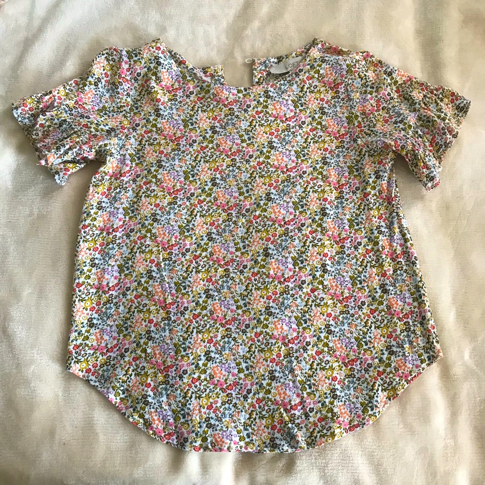 Loft Floral Ruffle Sleeve Blouse NWT